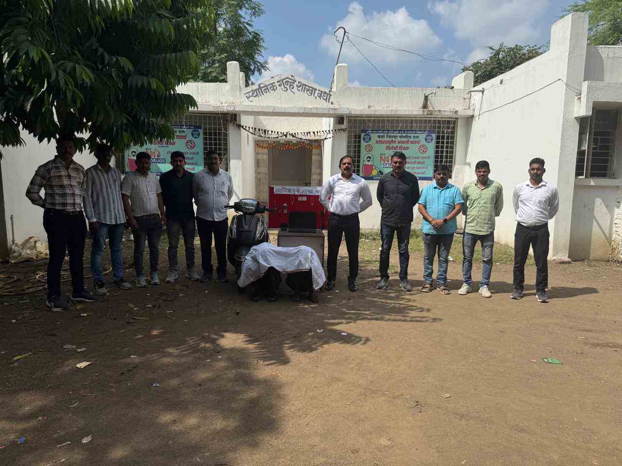 स्थानिक गुन्हे शाखेची मोठी कामगिरी : अट्टल घरफोडी करणाऱ्या तीन आरोपींना अटक